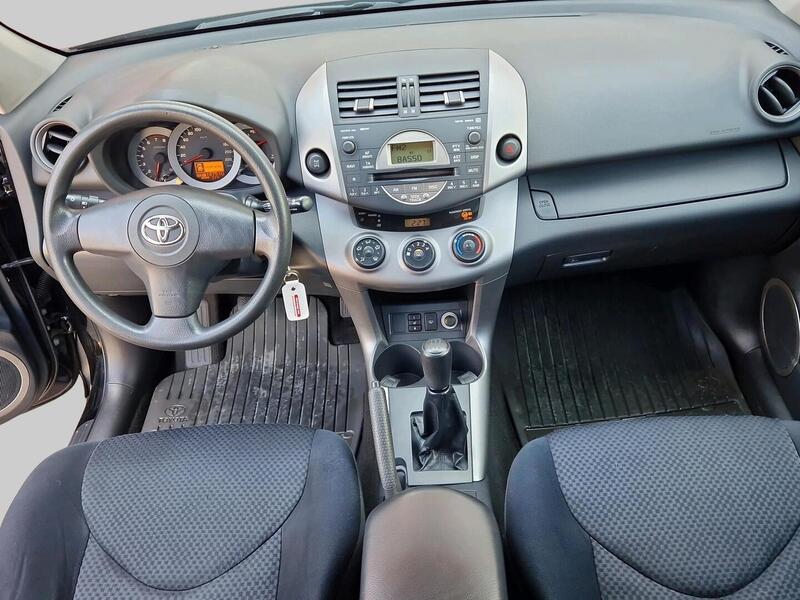 Toyota RAV4 vaihtoauto