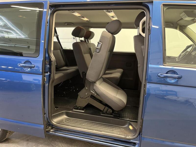 Volkswagen Caravelle vaihtoauto