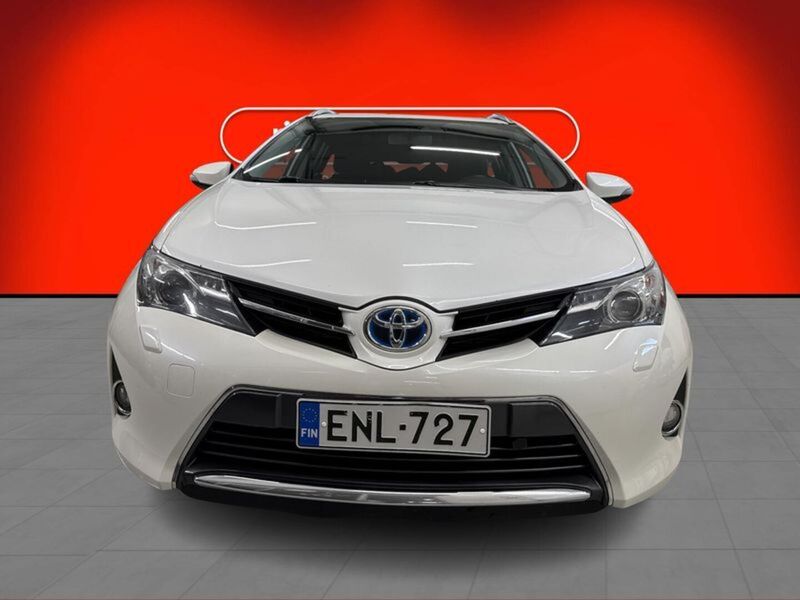 Toyota Auris vaihtoauto