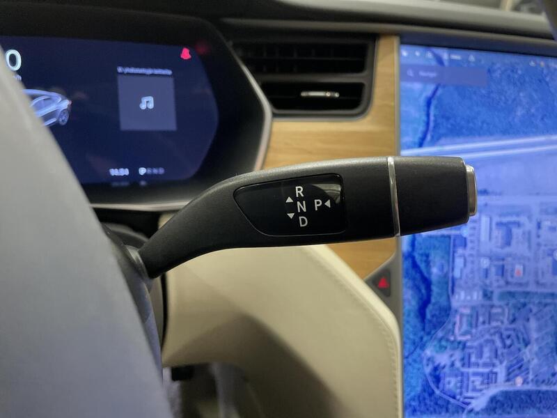 Tesla Model S vaihtoauto