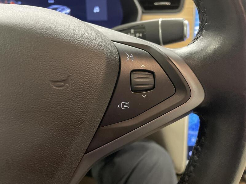 Tesla Model S vaihtoauto