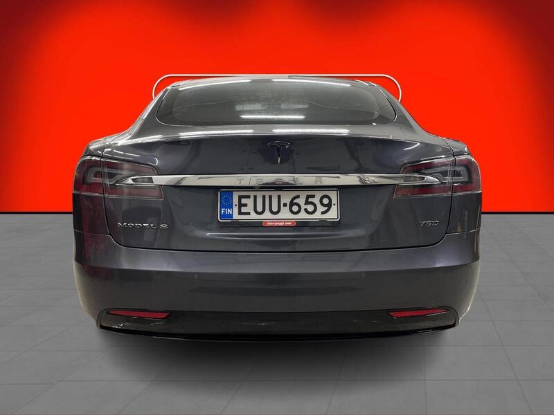 Tesla Model S vaihtoauto
