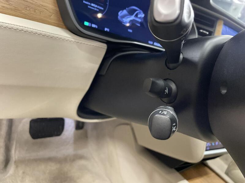 Tesla Model S vaihtoauto