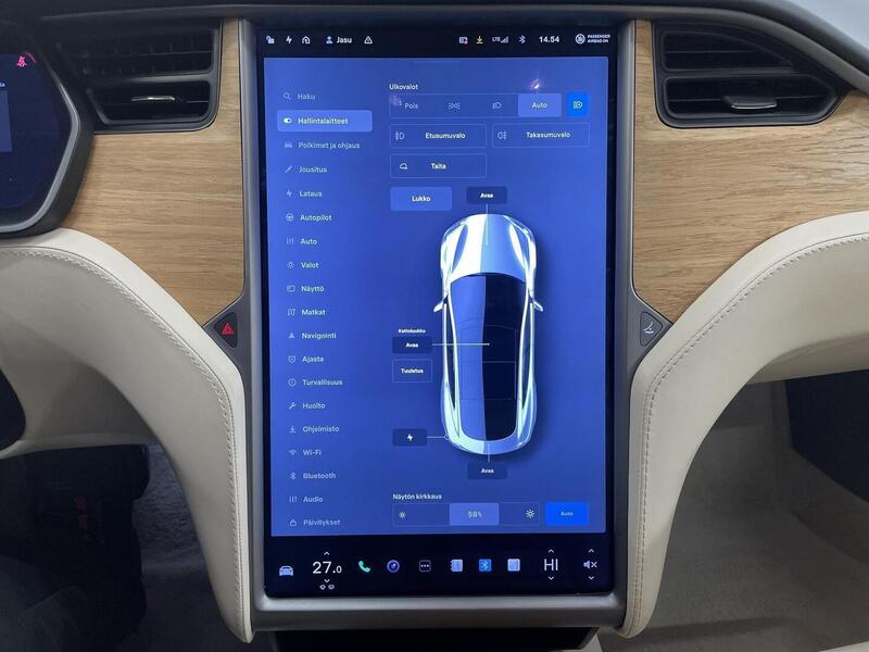 Tesla Model S vaihtoauto