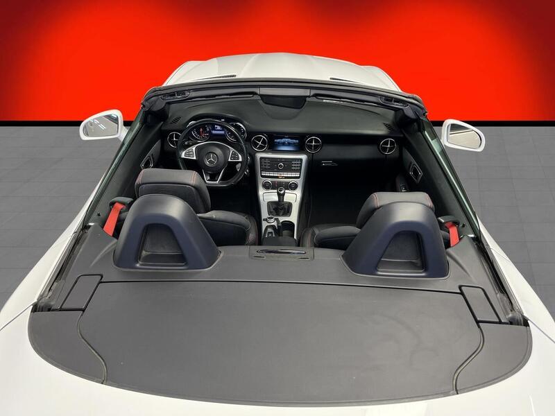 Mercedes-Benz SLC vaihtoauto