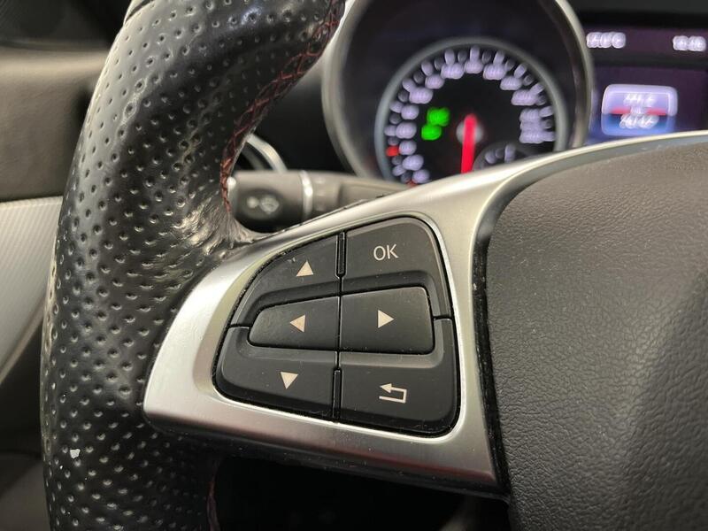 Mercedes-Benz SLC vaihtoauto