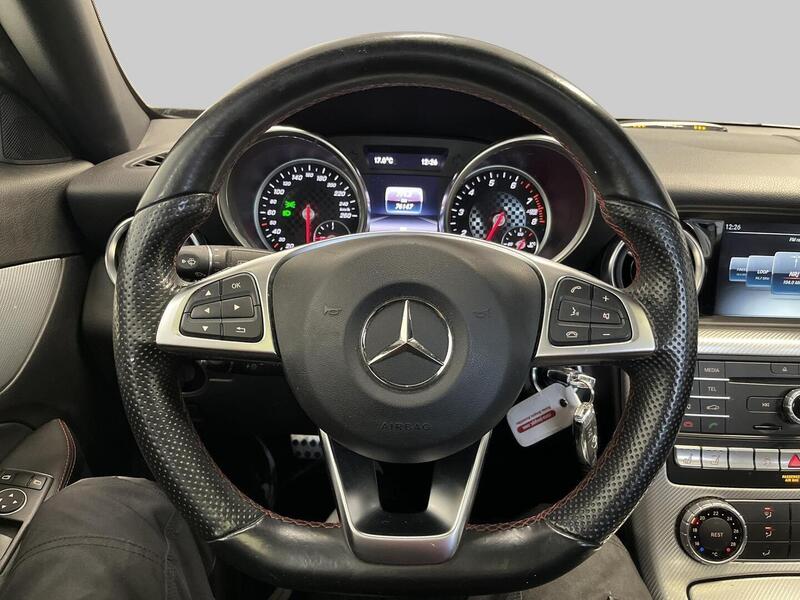 Mercedes-Benz SLC vaihtoauto