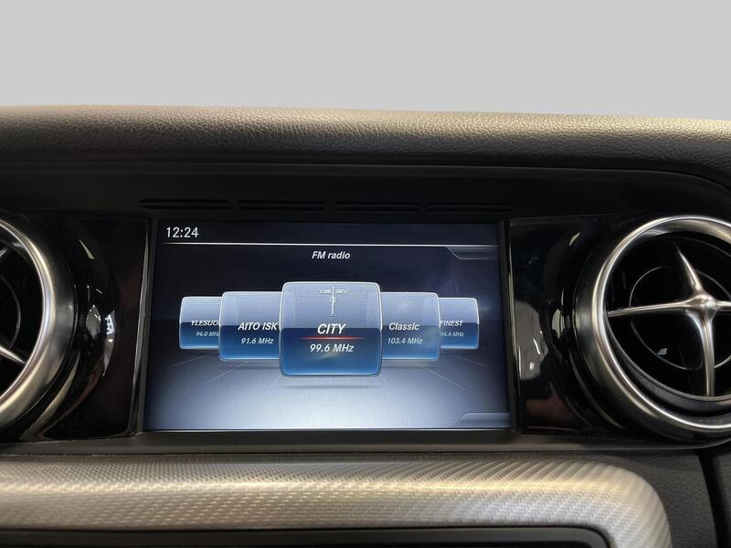 Mercedes-Benz SLC vaihtoauto