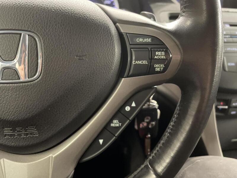 Honda Accord vaihtoauto