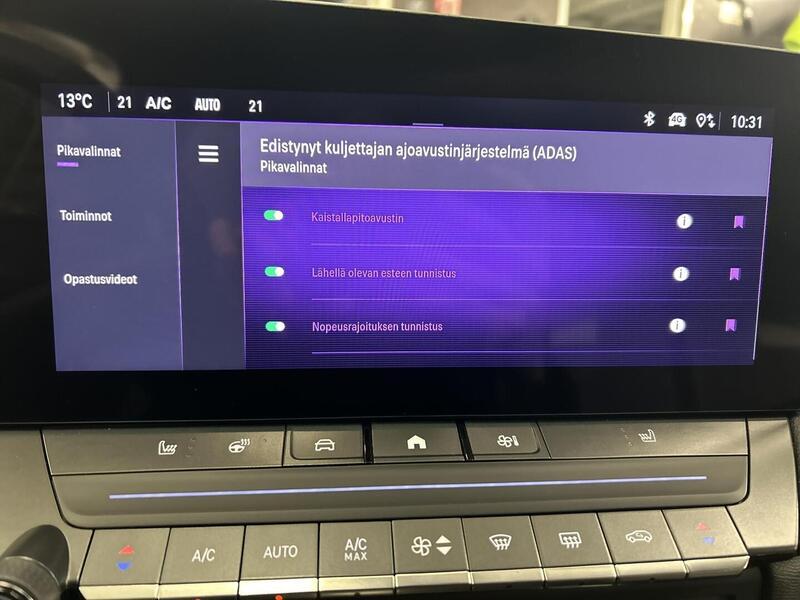 Opel Astra vaihtoauto