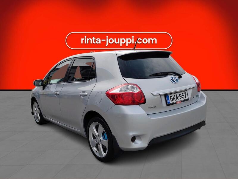 Toyota Auris vaihtoauto