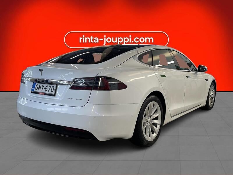 Tesla Model S vaihtoauto