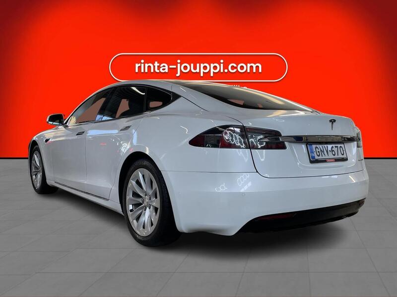 Tesla Model S vaihtoauto