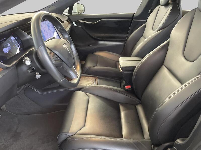 Tesla Model S vaihtoauto