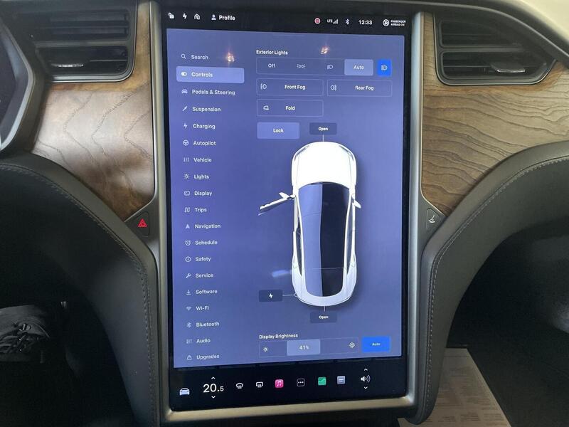 Tesla Model S vaihtoauto