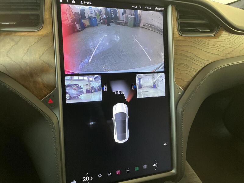 Tesla Model S vaihtoauto