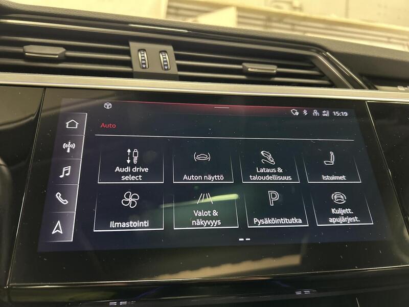 Audi e-tron vaihtoauto