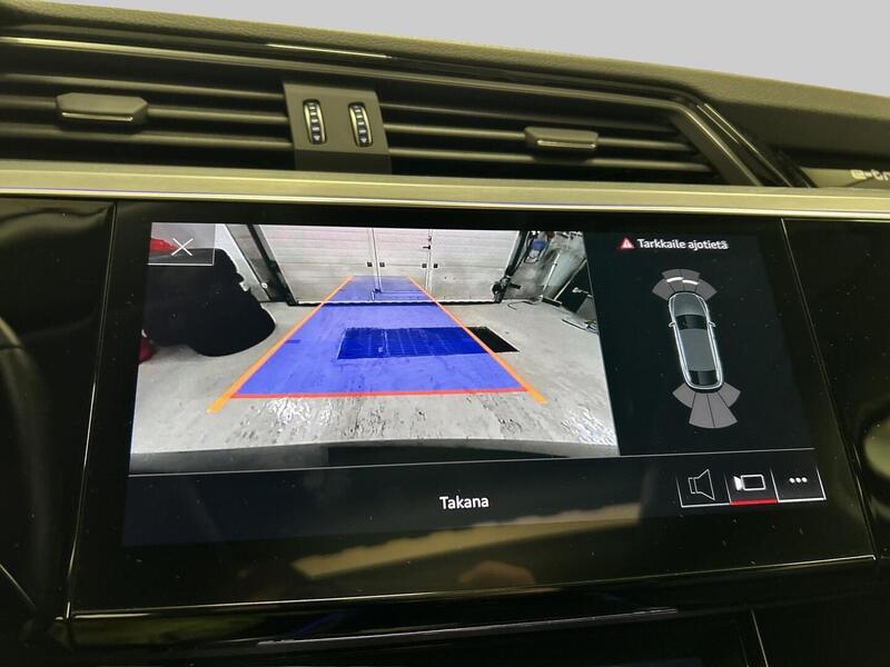 Audi e-tron vaihtoauto