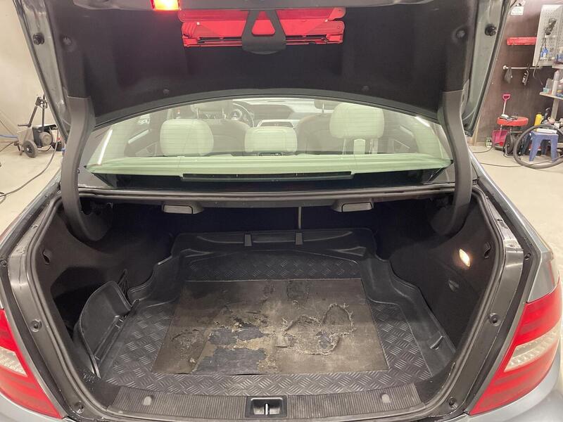 Mercedes-Benz C vaihtoauto