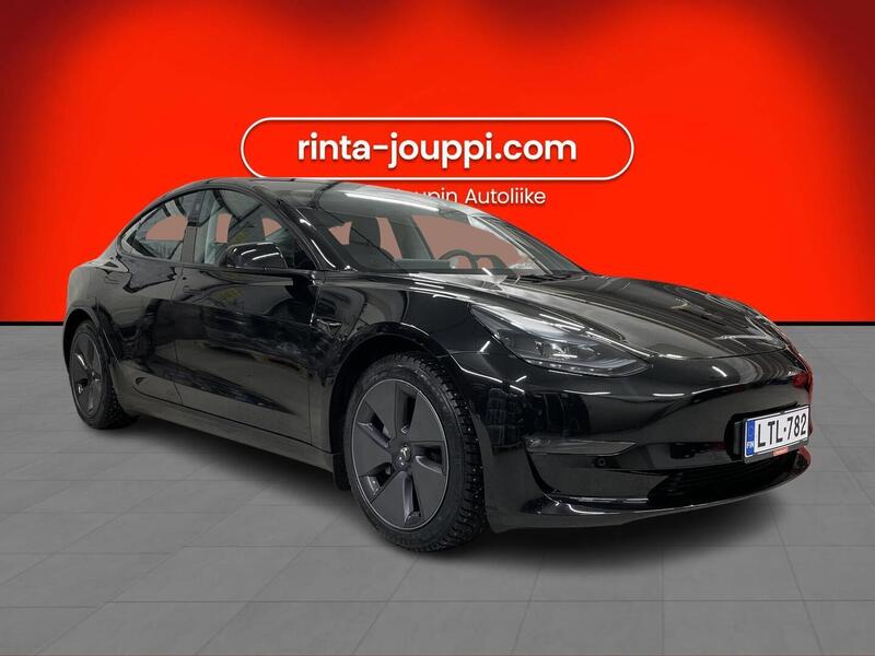 Tesla Model 3 vaihtoauto