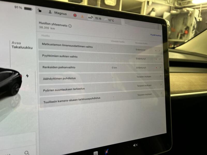 Tesla Model 3 vaihtoauto