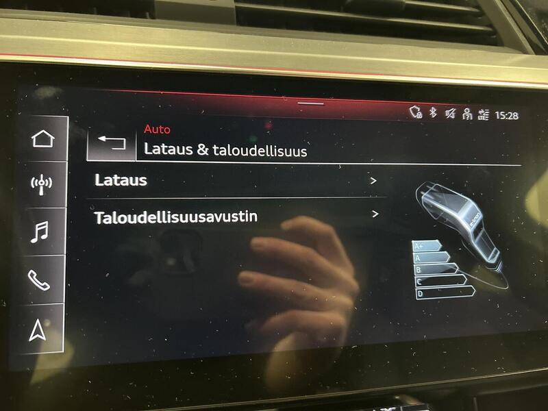 Audi e-tron vaihtoauto