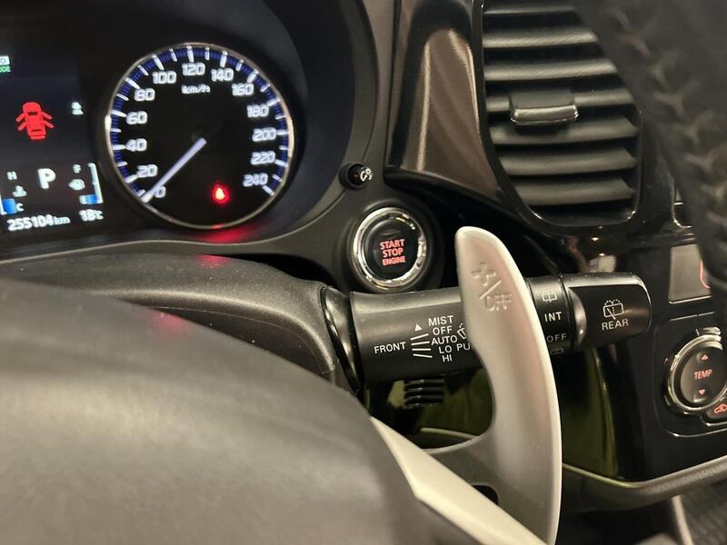 Mitsubishi Outlander vaihtoauto