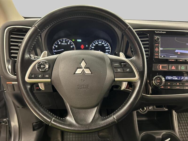 Mitsubishi Outlander vaihtoauto