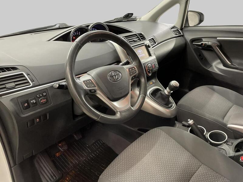 Toyota Verso vaihtoauto