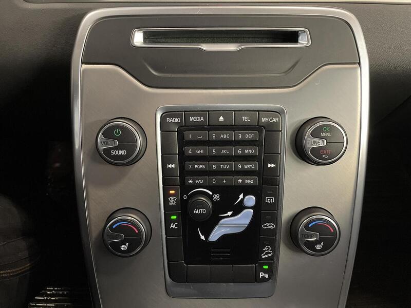 Volvo XC70 vaihtoauto