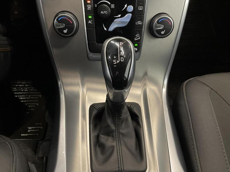 Volvo XC70 vaihtoauto