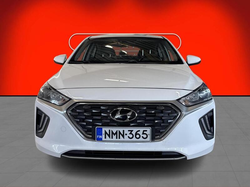 Hyundai IONIQ plug-in vaihtoauto