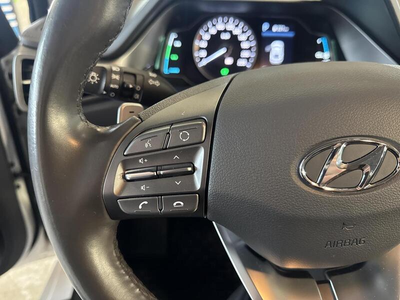 Hyundai IONIQ plug-in vaihtoauto