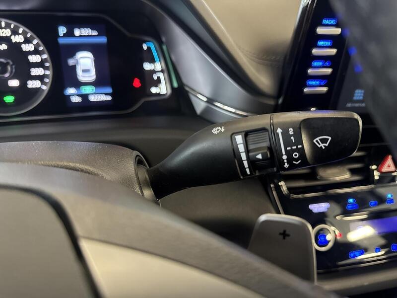 Hyundai IONIQ plug-in vaihtoauto