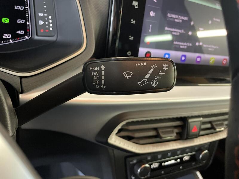 SEAT Arona vaihtoauto