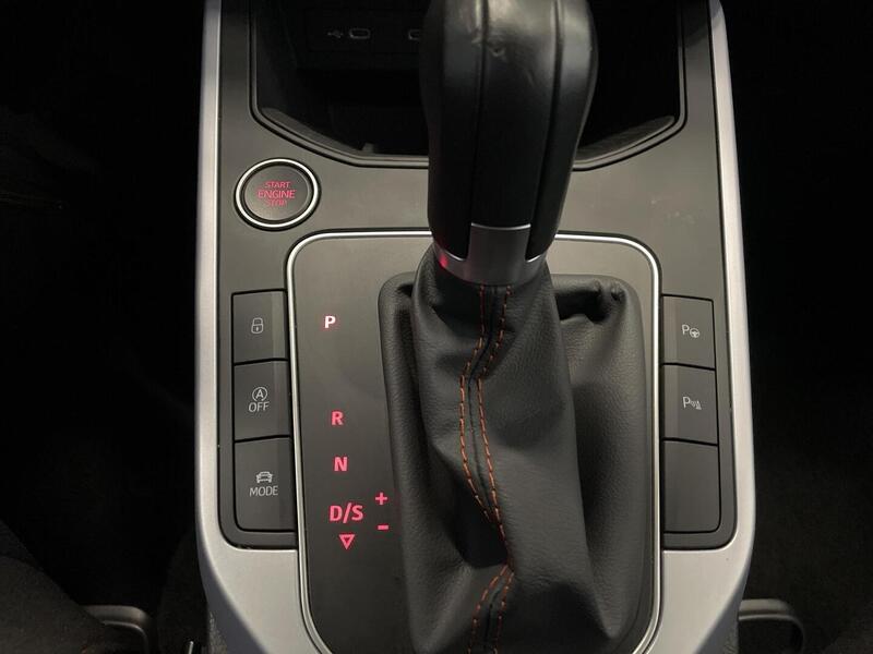 SEAT Arona vaihtoauto