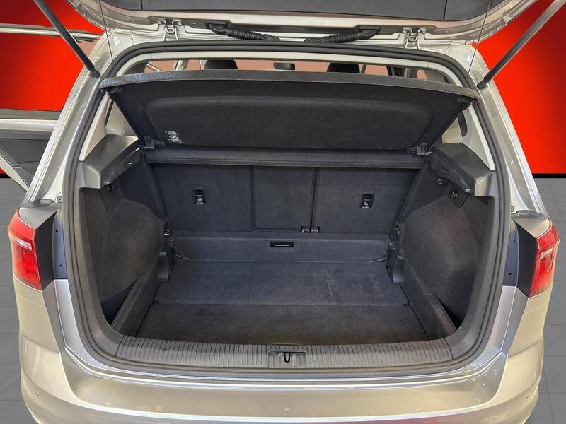 Volkswagen Golf Sportsvan vaihtoauto