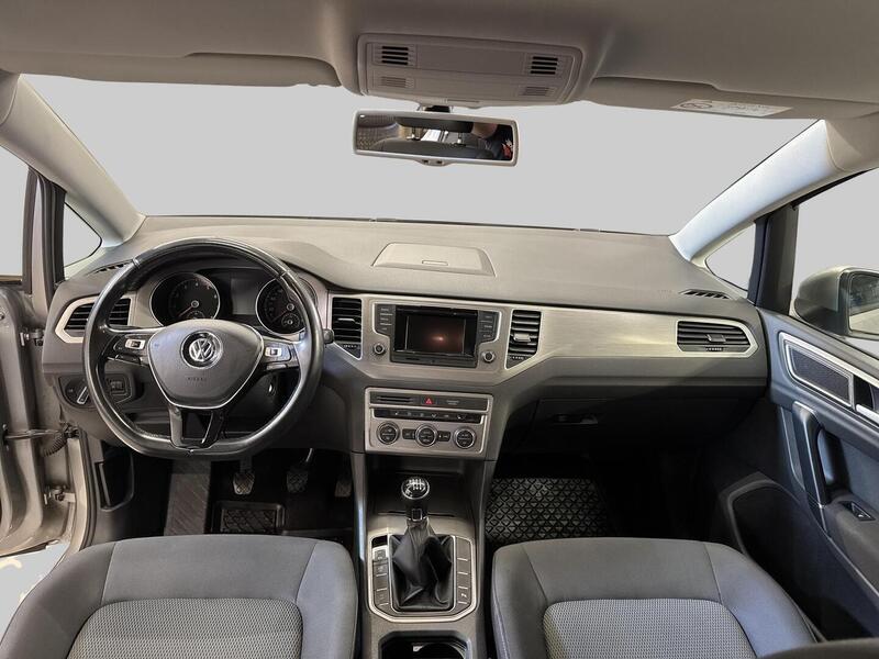 Volkswagen Golf Sportsvan vaihtoauto