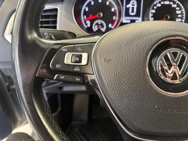 Volkswagen Golf Sportsvan vaihtoauto