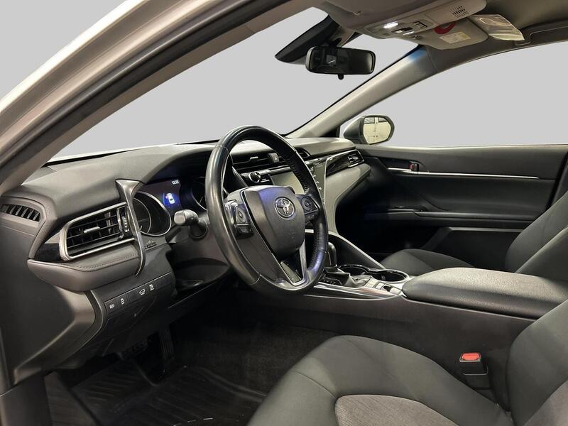 Toyota Camry vaihtoauto