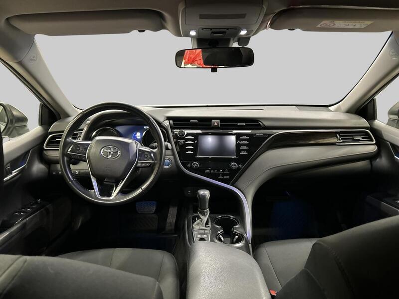 Toyota Camry vaihtoauto