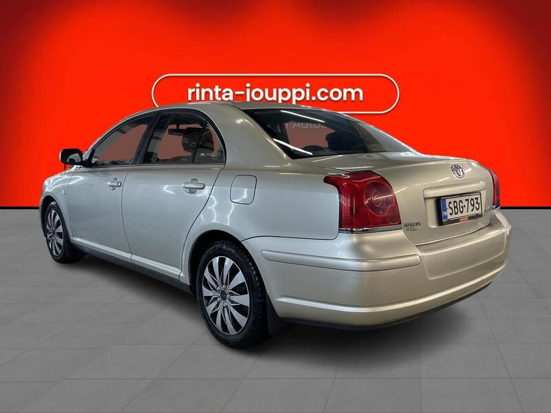 Toyota Avensis vaihtoauto