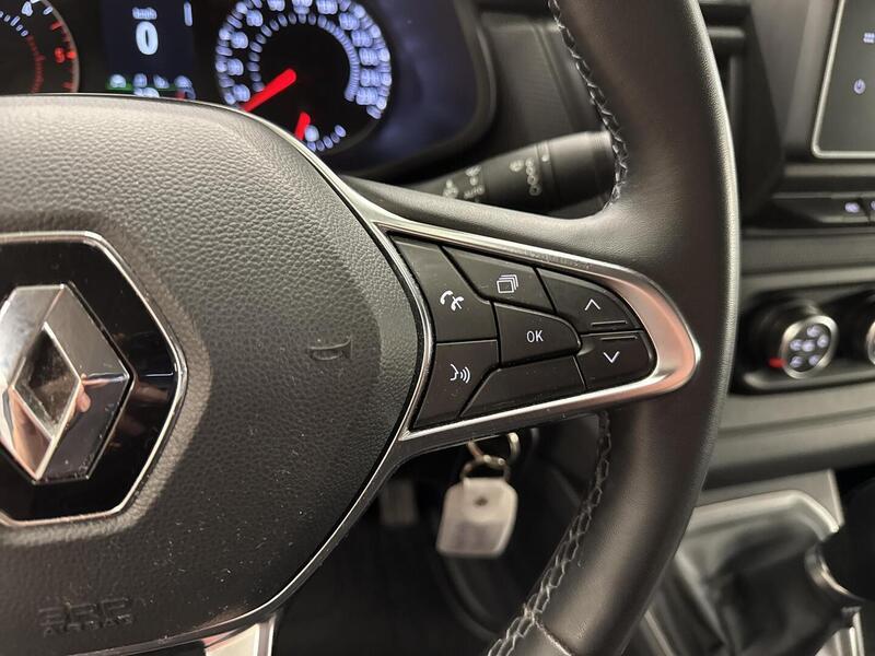 Renault Trafic vaihtoauto