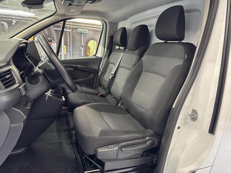 Renault Trafic vaihtoauto