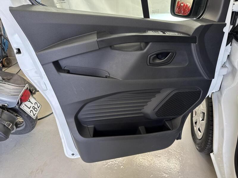 Renault Trafic vaihtoauto