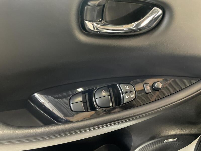 Nissan Leaf vaihtoauto