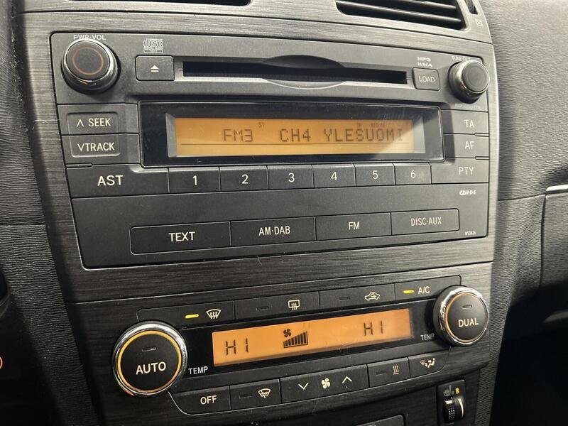 Toyota Avensis vaihtoauto