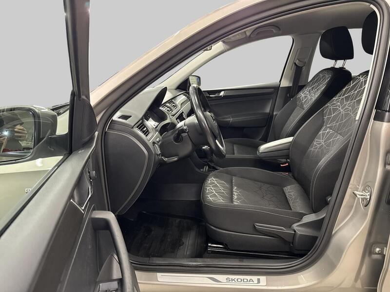 Skoda Rapid vaihtoauto