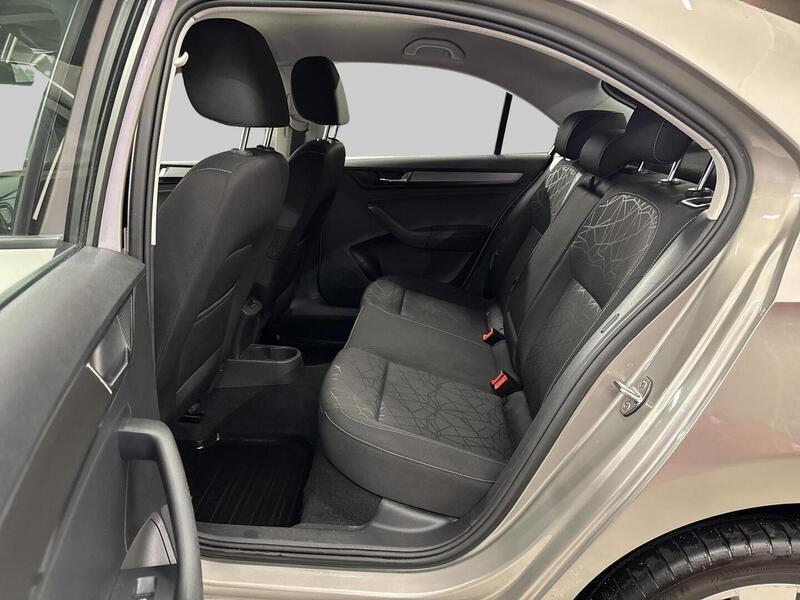 Skoda Rapid vaihtoauto