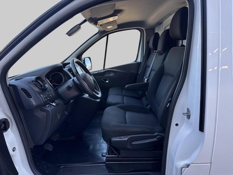 Nissan NV300 vaihtoauto